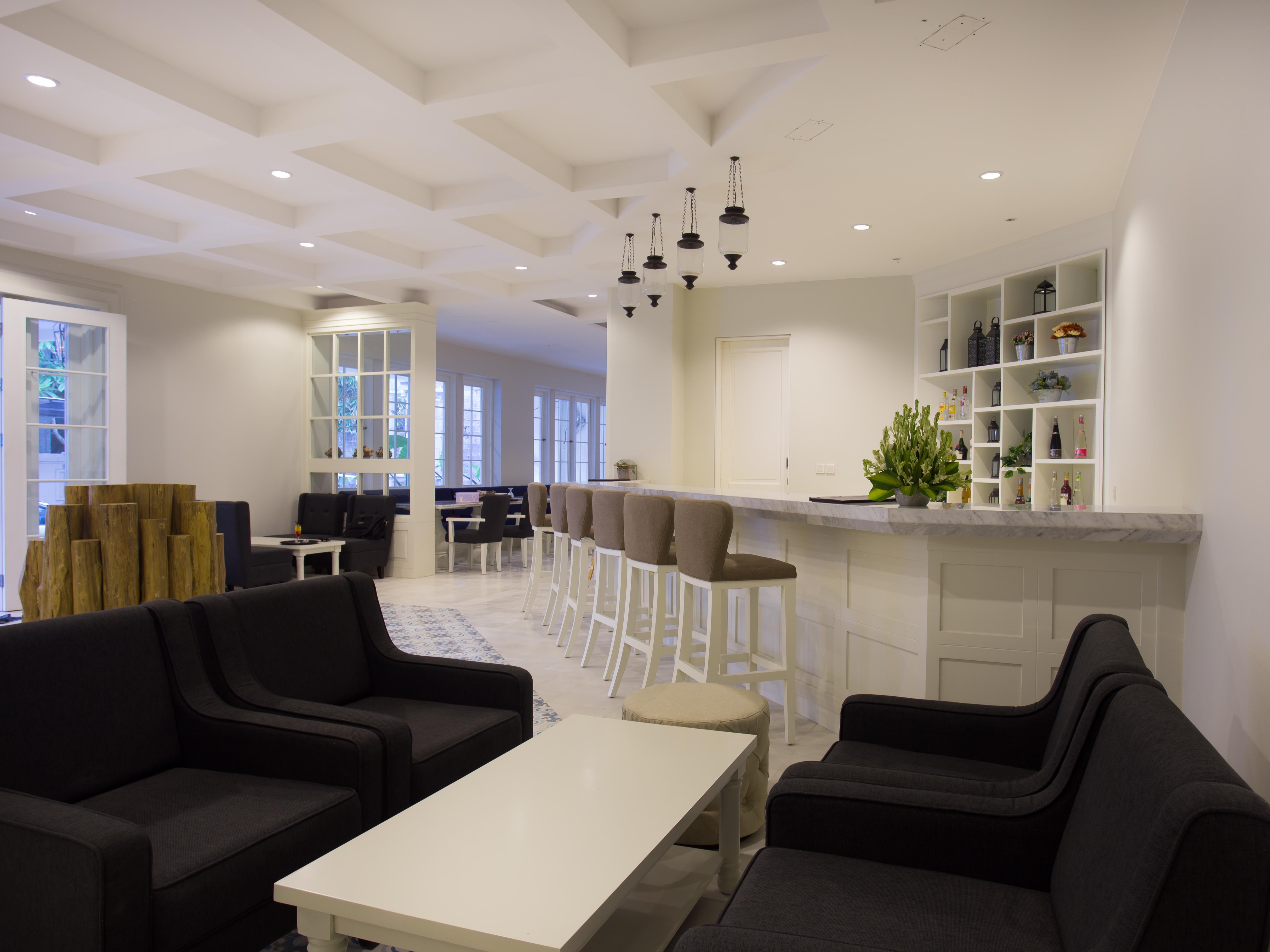 Amalfi Hotel Seminyak Buitenkant foto