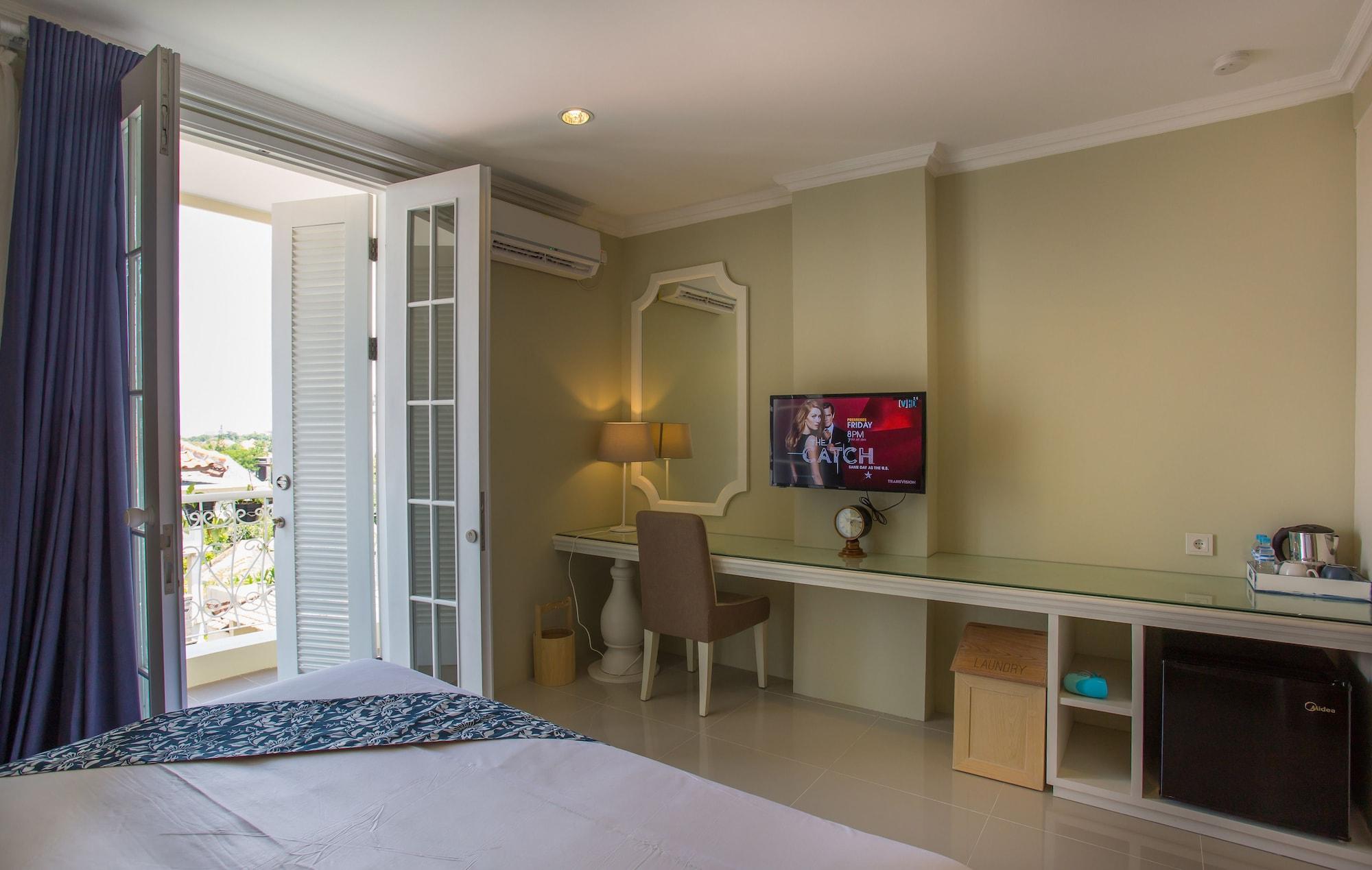 Amalfi Hotel Seminyak Buitenkant foto