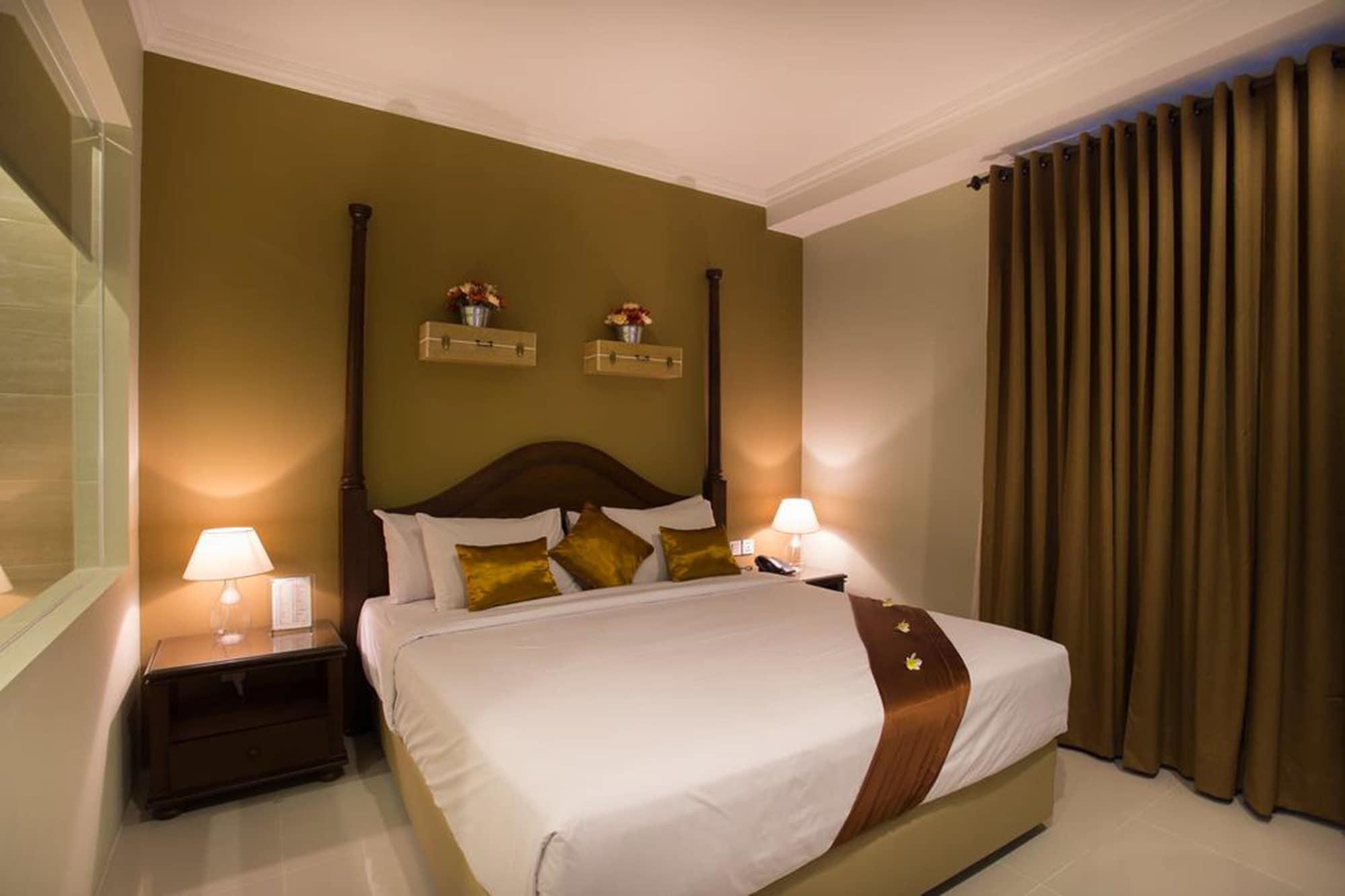 Amalfi Hotel Seminyak Buitenkant foto